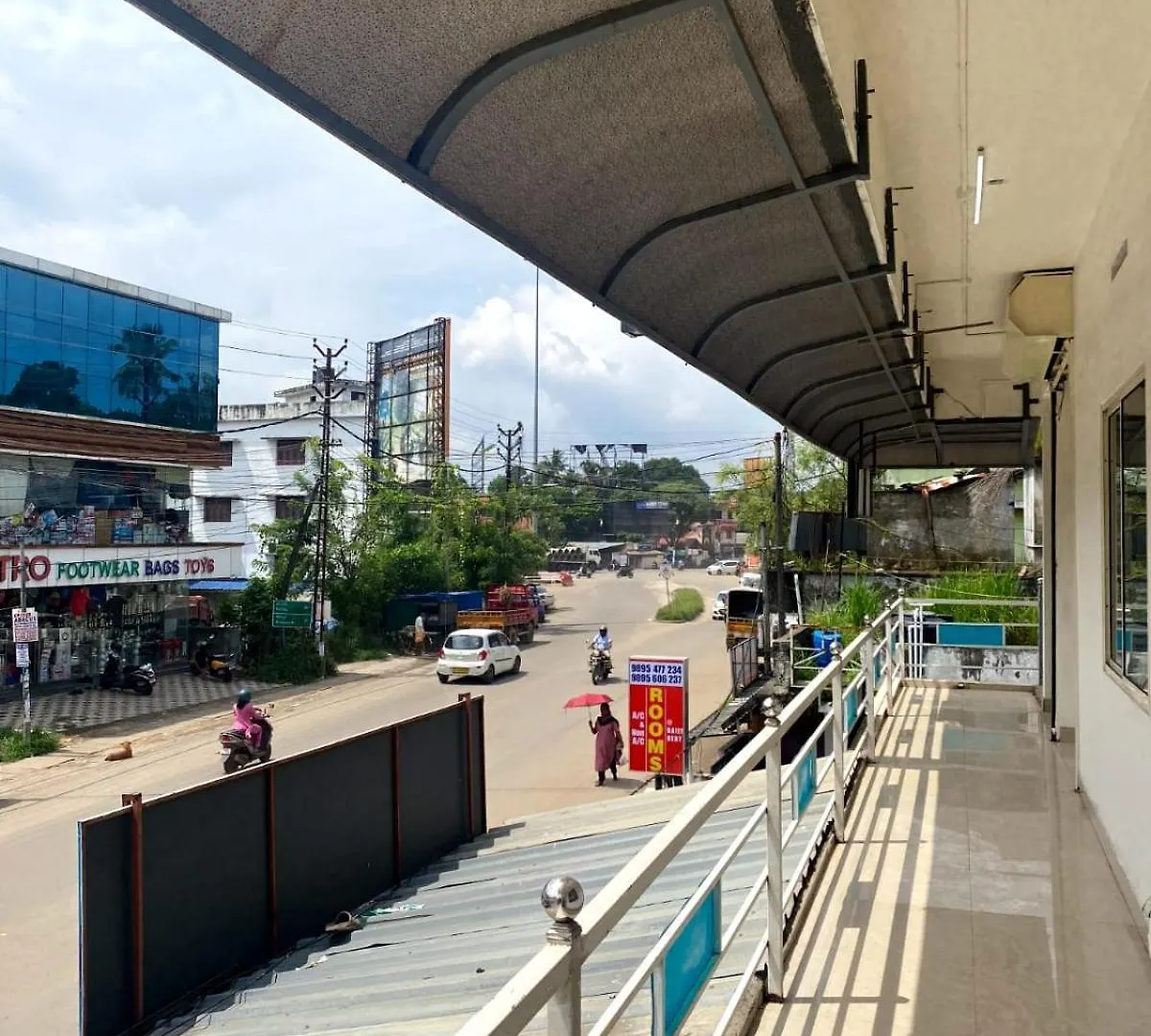 Elsa Residency Lodge Ac And Non Ac Kumbalam